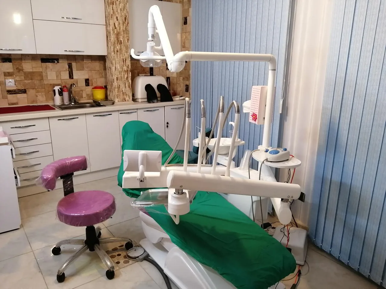 مطب دندانپزشکی دکتر مریم عمادی - تصویر 3