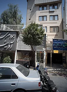 دکتر محسن برزو
