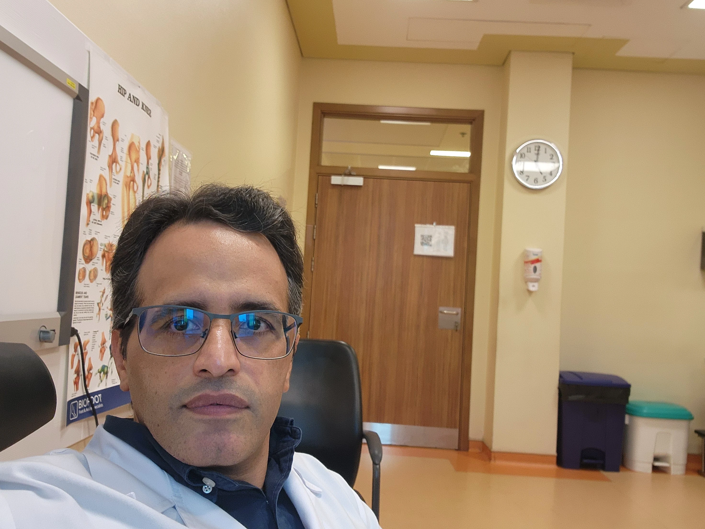 کلینیک لگن و زانو دکتر موذن جمشیدی - تصویر 2