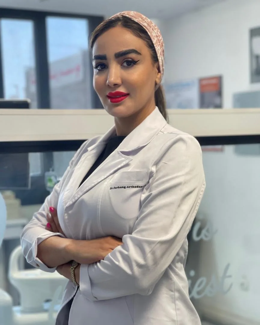 کلینیک تخصصی ارتودنسی دکتر سولماز فرهنگ