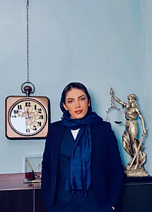 دکتر نوشین لقمانی وکیل پایه یک دادگستری