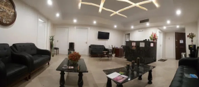 مطب دکتر کامبیز پرآذران