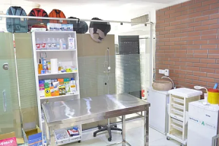 کلینیک دامپزشکی دکتر جولایی