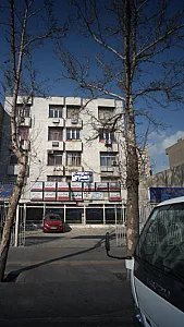 دکتر جاوید صادقیان