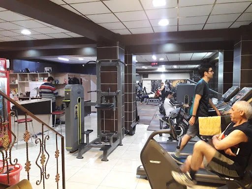 باشگاه بدنسازی گلد