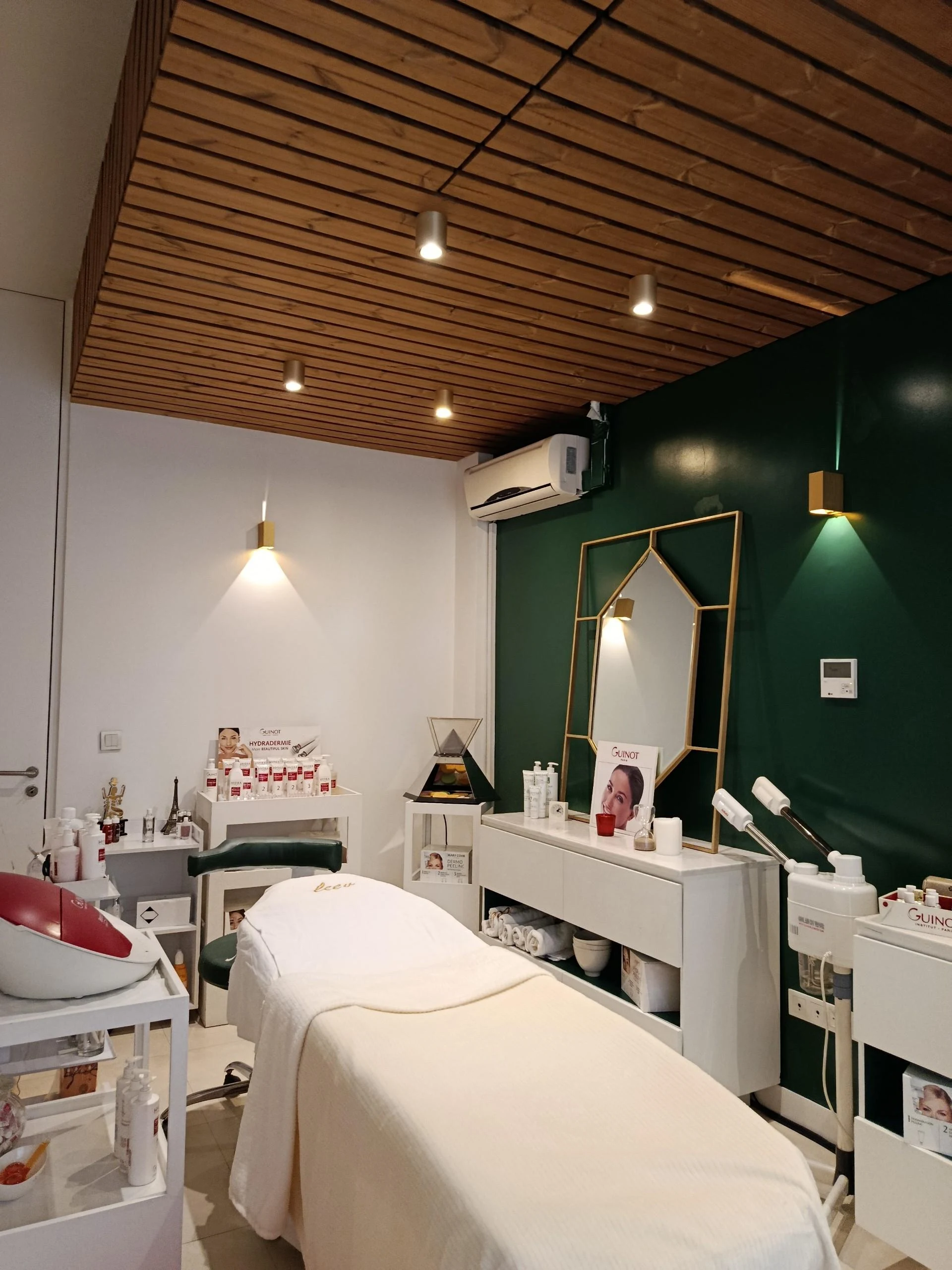 کلینیک زیبایی دکتر زرگران