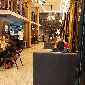 رستوران اوریجینال فود (دکتر آرین سابق)