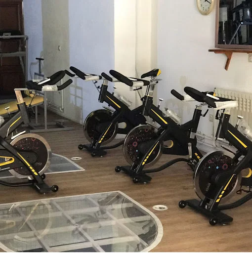 مدیسن اسپرت تبریز