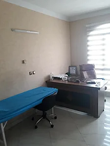 مطب دکتر مهدی محمدی متخصص و جراح گوش و حلق و بینی
