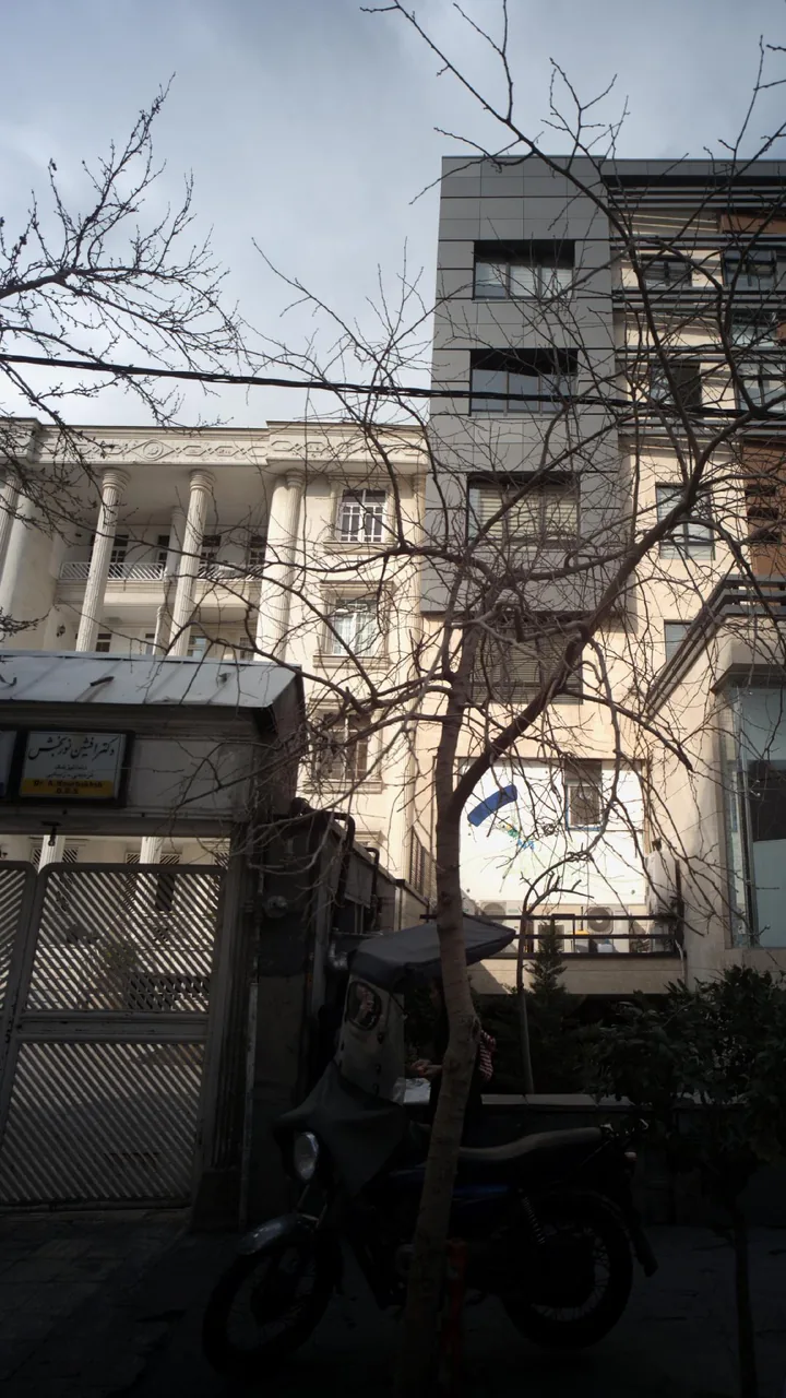 دکتر افشین نوربخش