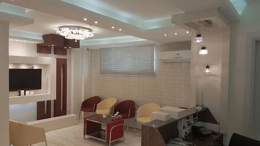 دکتر حسین رسولی