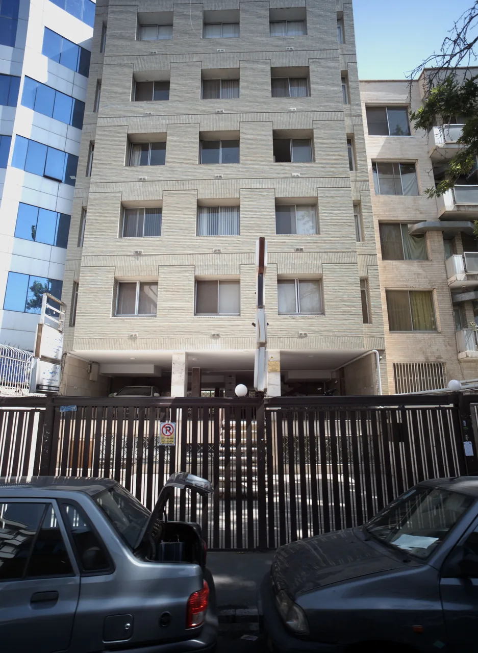 دکتر هوشنگ زادانفرخ