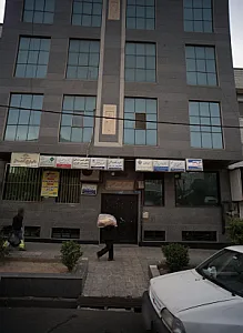 دکتر لاله منصوری