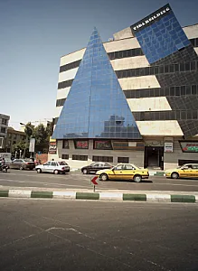 دکتر فرشید اختری