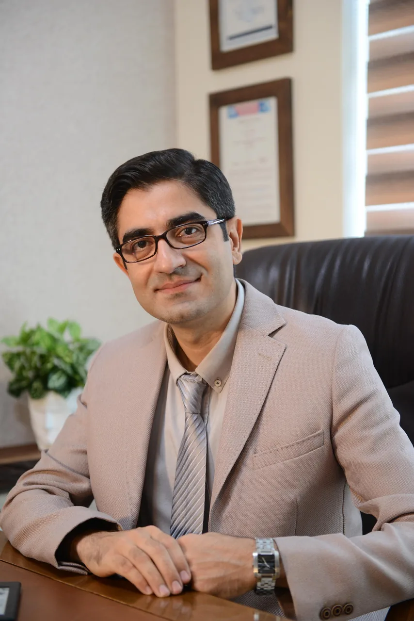 دکتر سید رضا مهدوی