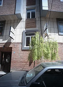 دکتر فرهاد فرنقی