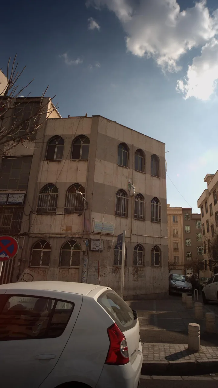 دکتر اعظم السادات شریفی