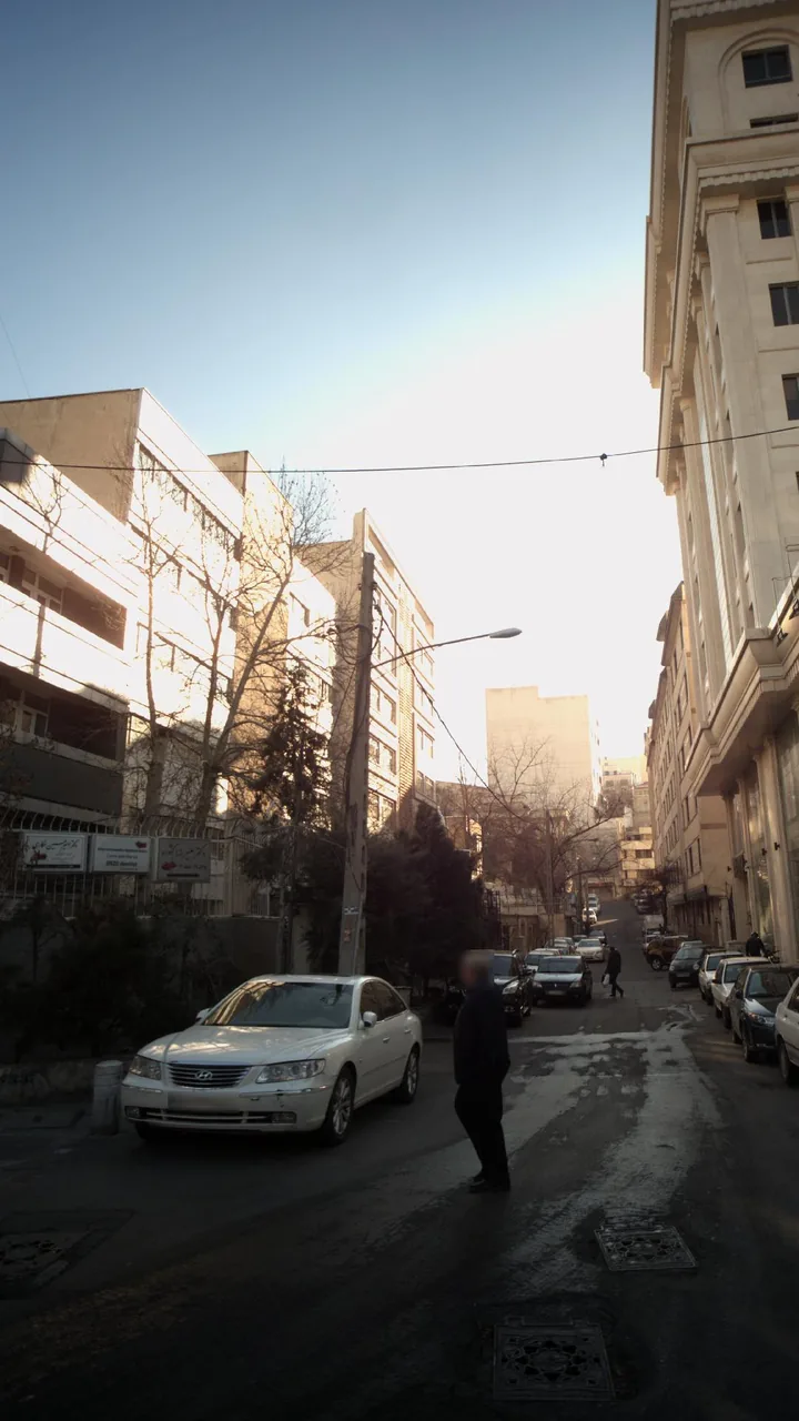 دکتر امیرحسین مکارمی - تصویر 3