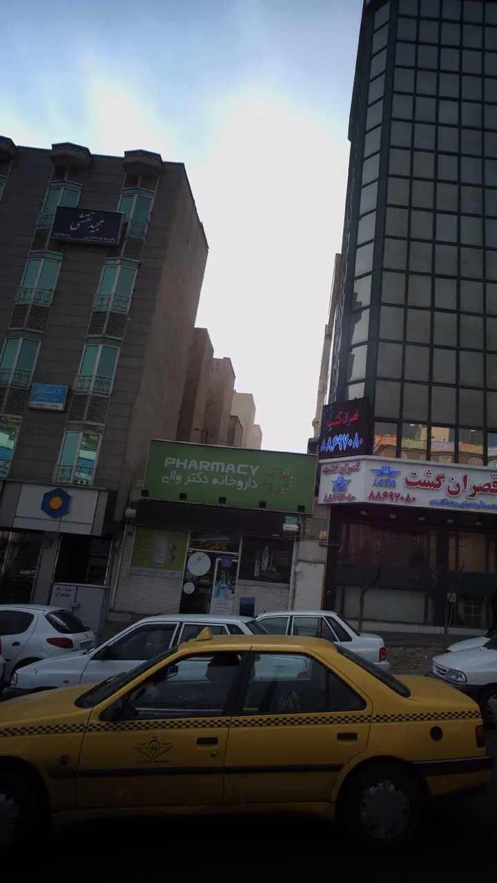 دکتر بهزاد فراهانی
