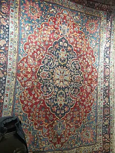 گالری فرش دستباف بی بی