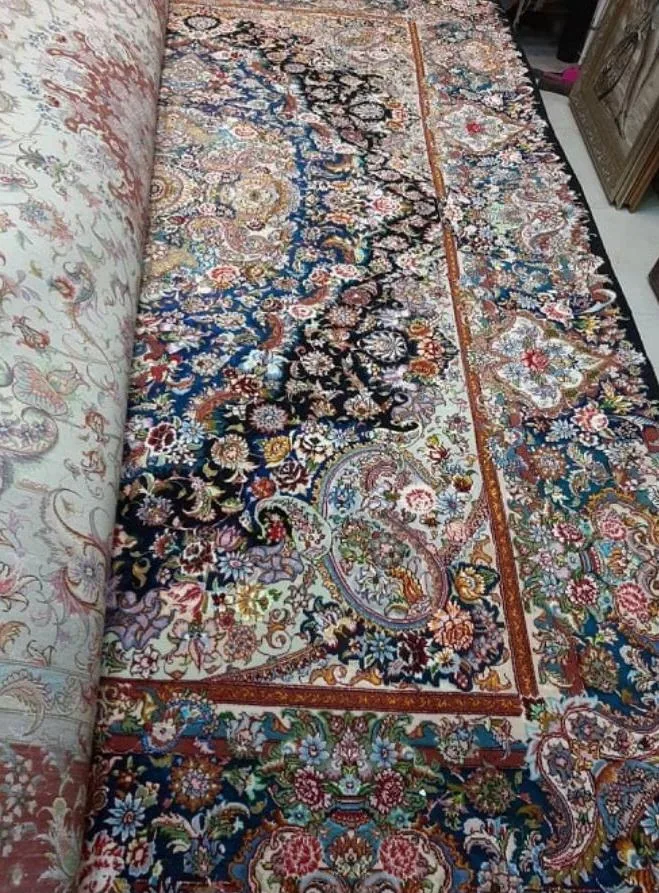 خانه فرش دستباف ایران - تصویر 2