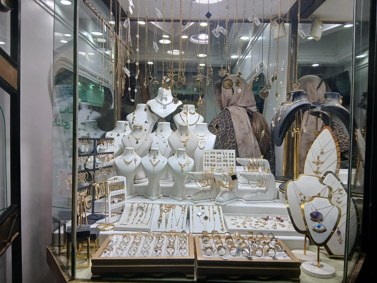 گالری طلای نفس