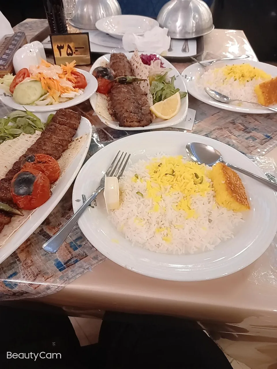 رستوران پارسه