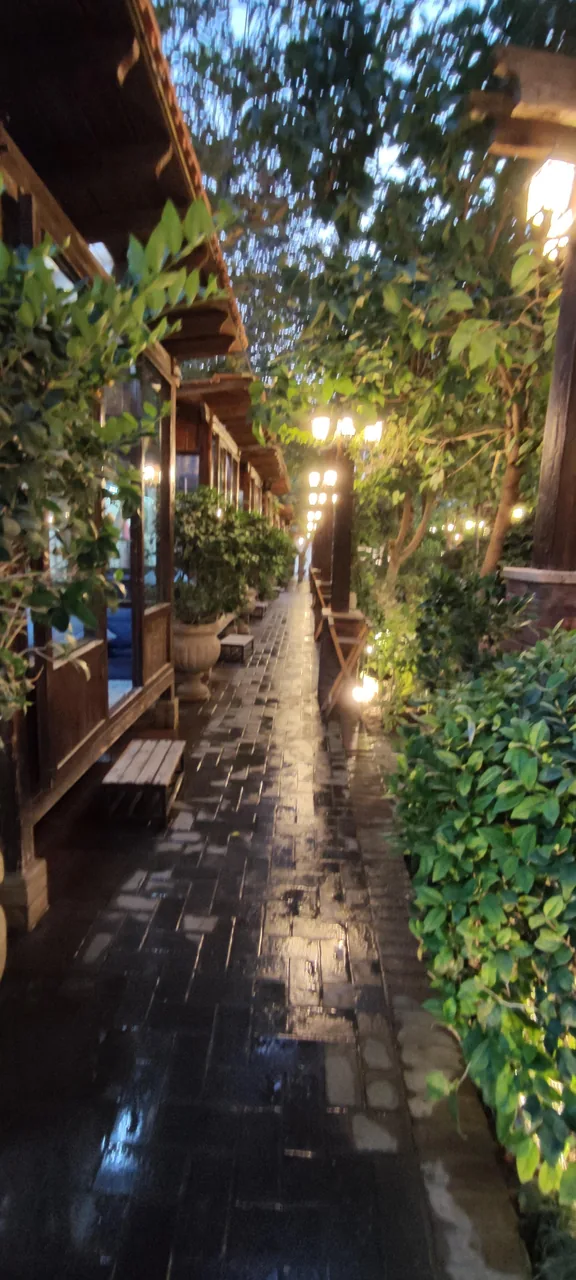 باغ رستوران لرد