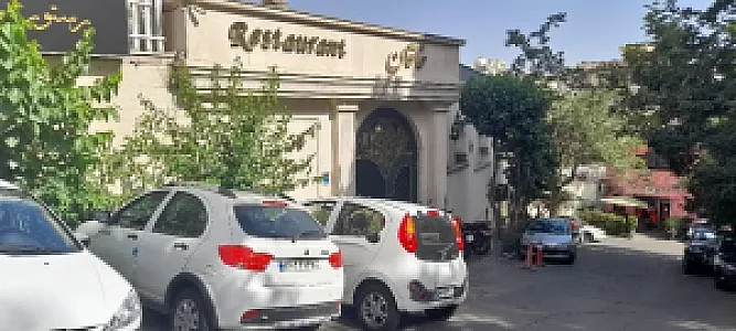 رستوران خاقان