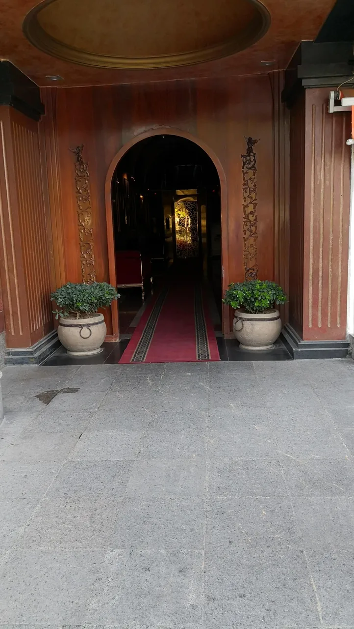 رستوران نارنجستان