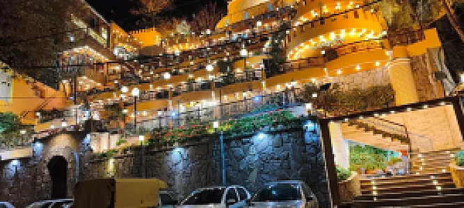 رستوران باغ بهشت