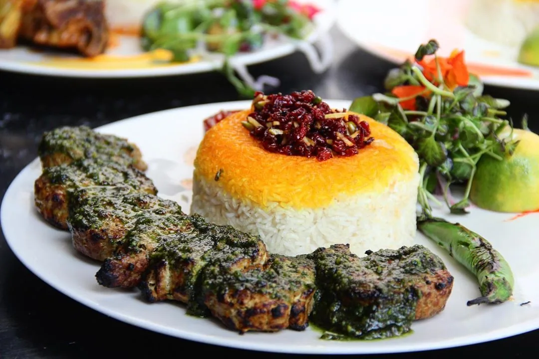 رستوران کاخ چهلستون - تصویر 3