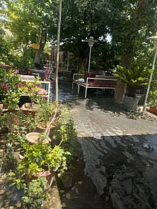 رستوران دهکده فرحزاد