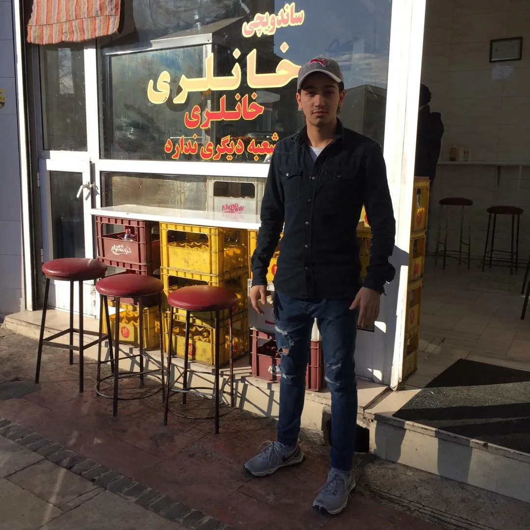 ساندویچی خانلری