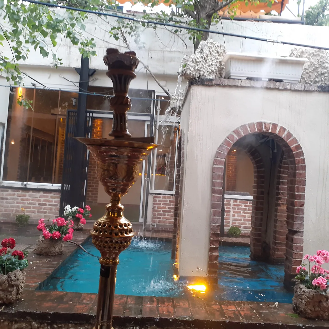 رستوران شنزار