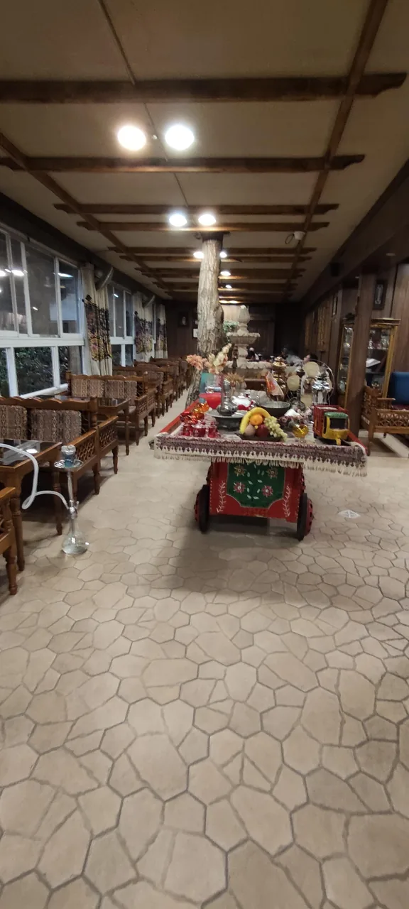 رستوران بیستون