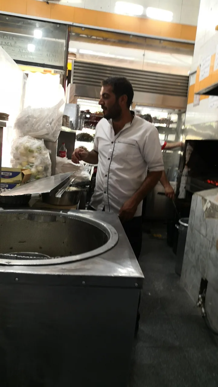 کبابی المهدی۱ - تصویر 2