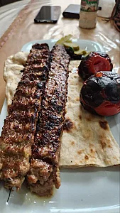 کبابی خورشید