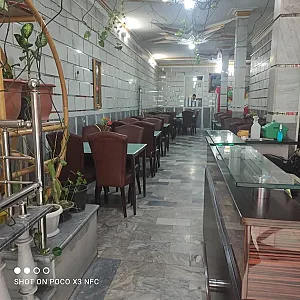 رستوران چهار فصل