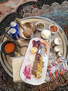 رستوران پای کوه