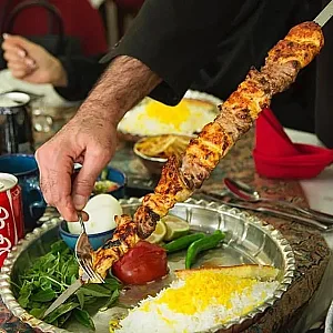 کافه رستوران تیشکو