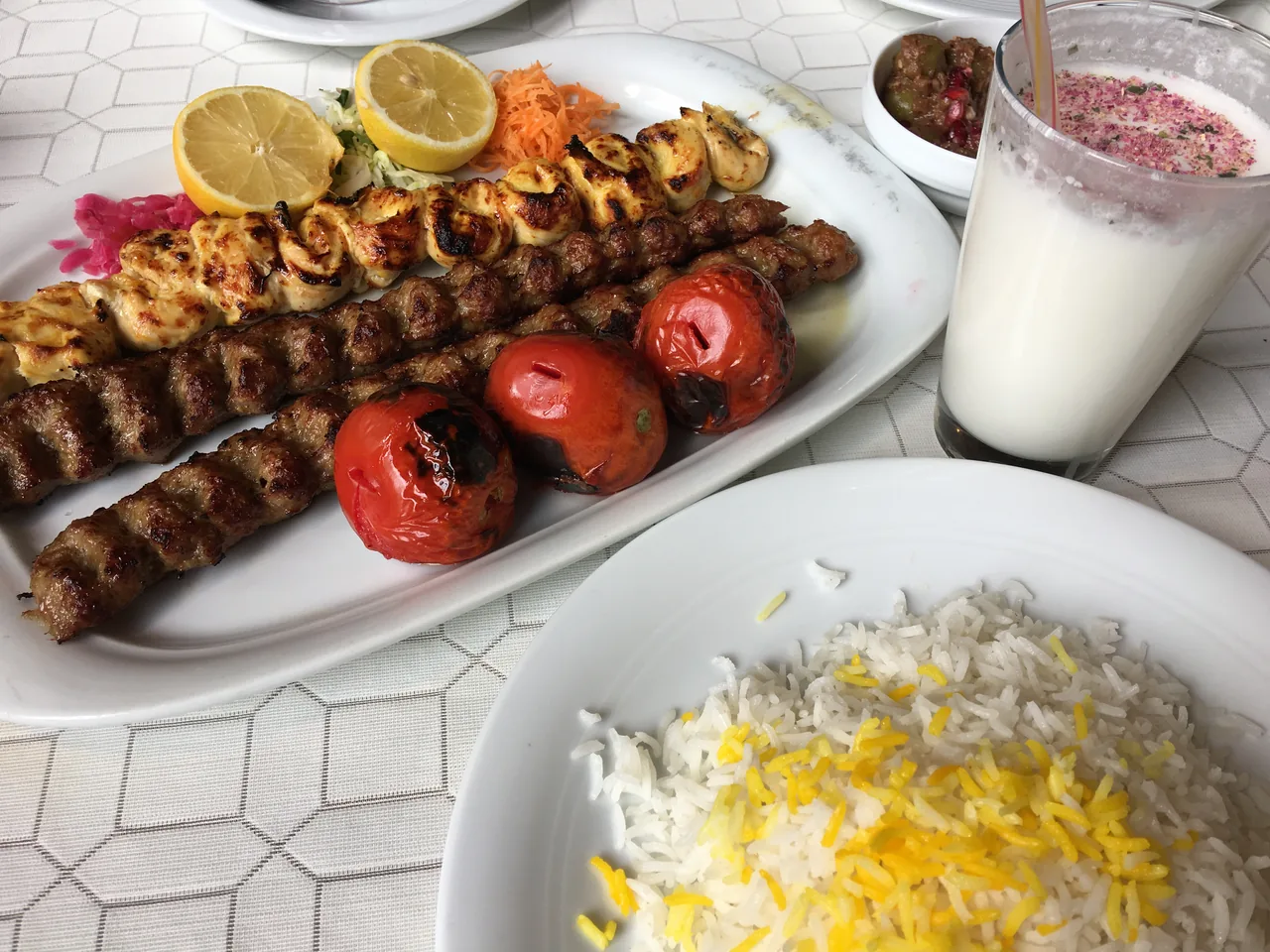 رستوران و کباب سنتی افق بناب - تصویر 3