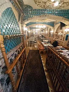 رستوران سنتی باربد