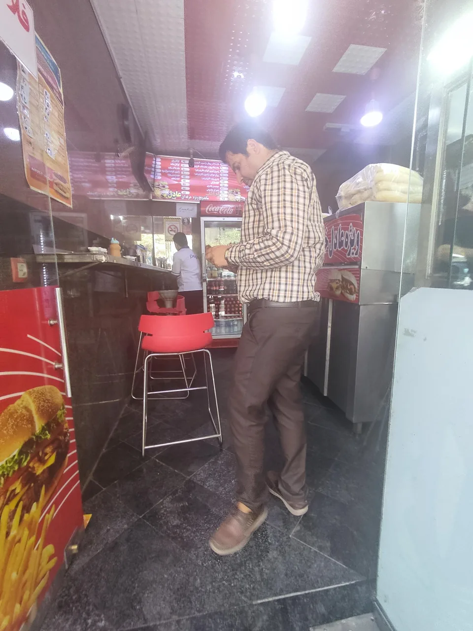 ساندویچ ویژه عادل - تصویر 4