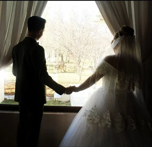 آتلیه هنری علیپور - آتلیه عکاسی در تبریز