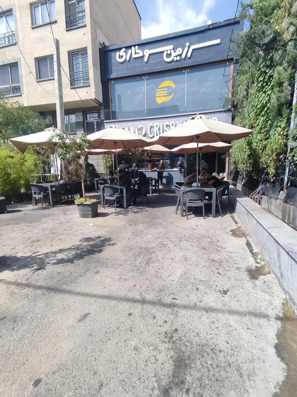 رستوران سرزمین سوخاری - تصویر 3