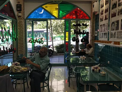 رستوران میلاد طهرونی