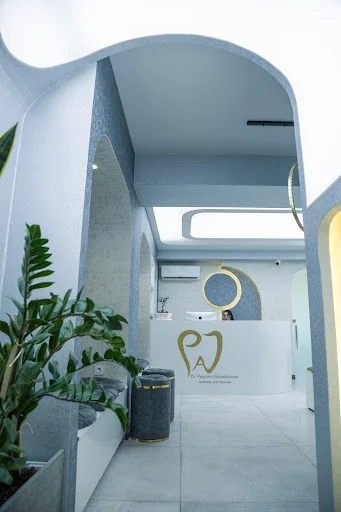 دندانپزشکی دکتر پیمان عباس نژاد