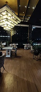 کافه رستوران لونیکو