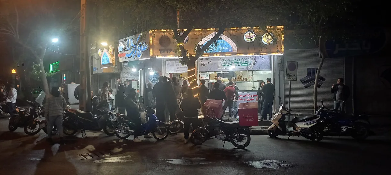 ساندویچ کوچه بازار